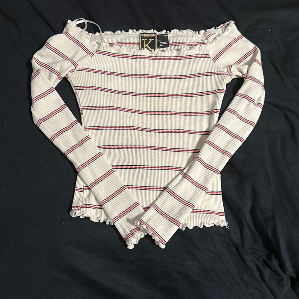 K, size small, baby long sleeve crop, stripped